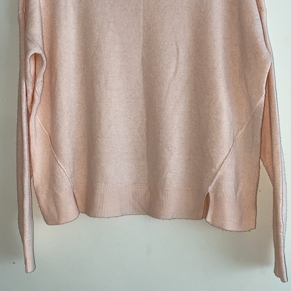 Noisy May Soft Pink Sweater Size Small - Picture 3 of 8